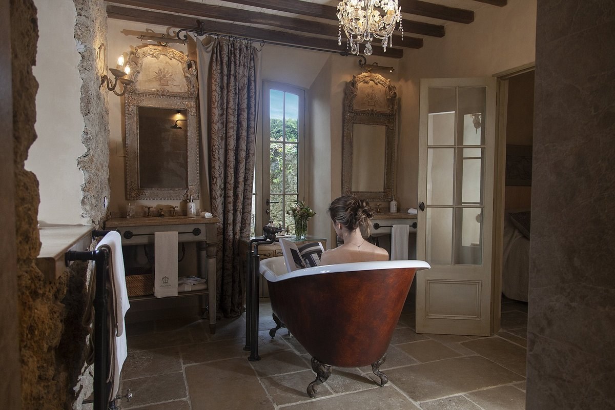 The Epitome Of Tuscan Luxury Villa: Borgo Santo Pietro