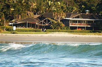 BreakFree Aanuka Beach Resort