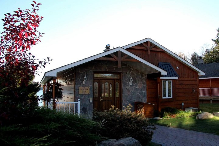 couples-adult-only-resort-ontario