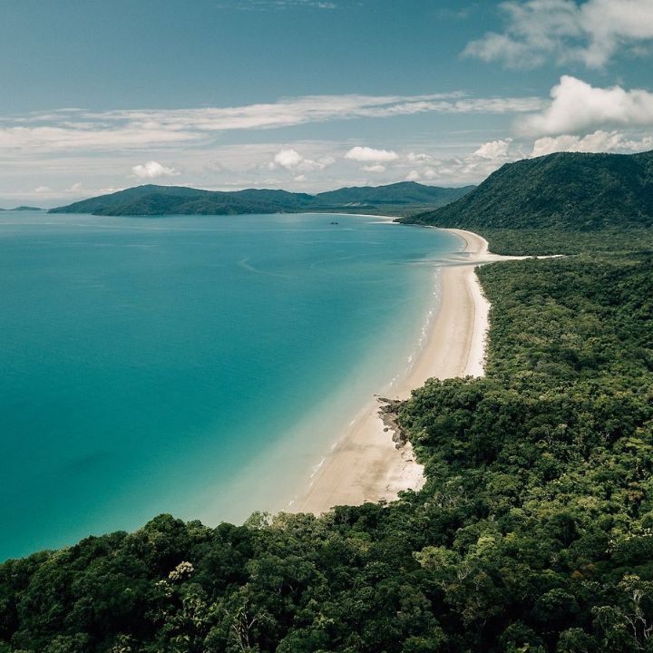 Daintree Beach at Caape Trib Daintree Beach at Caape Trib