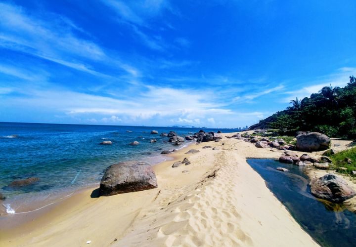 denang-beach denang-beach