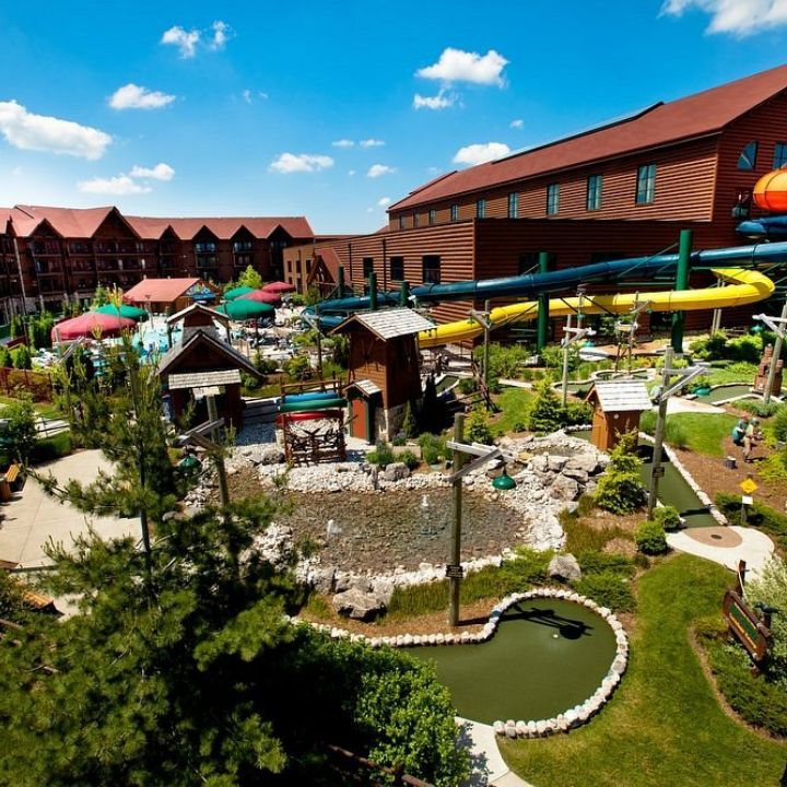 Great Wolf Lodge Family Resort in Ontario Great Wolf Lodge Family Resort in Ontario