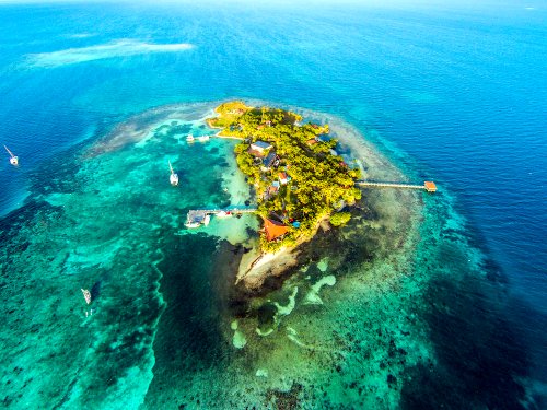 Hatchet Caye Resort: Private Island, Belize