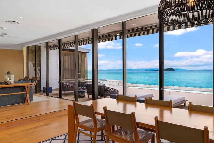  InterContinental Hayman Island Resortt Room