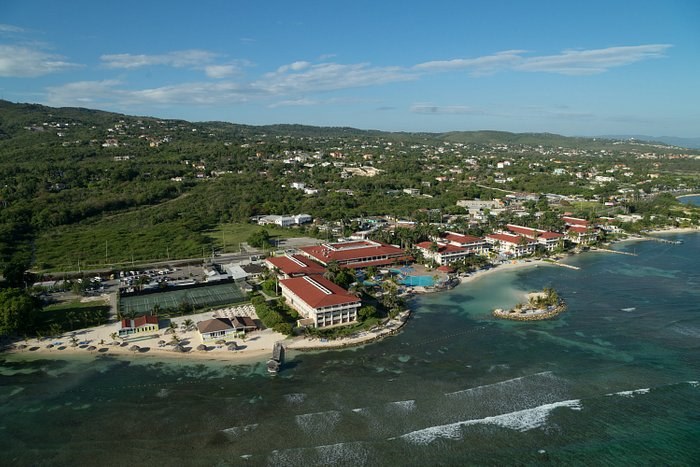 Holiday Inn Montego Bay All-Inclusive Resort
