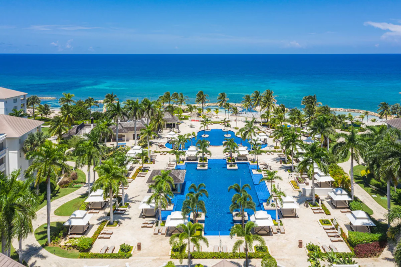 Hyatt Ziva Rose Hall All-Inclusive Pool