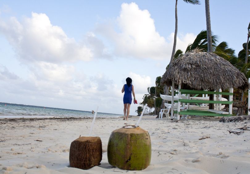Meet Sarah and Jack, a young and adventurous couple in love. They're looking for a romantic getaway to celebrate their love and escape the stress of their daily lives.  After browsing through several all-inclusive resorts in Punta Cana, they come across the Hyatt Zilara Cap Cana club level, a luxurious adult-only paradise. With its stunning beaches, sparkling turquoise waters and first-class amenities, they knew they had found the perfect place to spend their romantic getaway.  As they checked in, they were greeted by the friendly staff who gave them a warm welcome and showed them to their luxurious club-level room. The room was spacious and elegant, with a private balcony overlooking the ocean. They were in awe of the breathtaking view and couldn't wait to start their vacation.