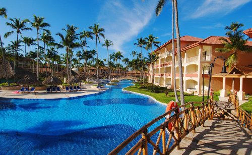 Pool at Majestic Colonial Punta Cana All Inclusive
