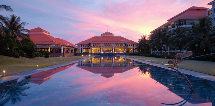 Luxury meets serenity at Pullman Danang Resort. Indulge in stunning views, private pools, and exclusive beaches. A review.