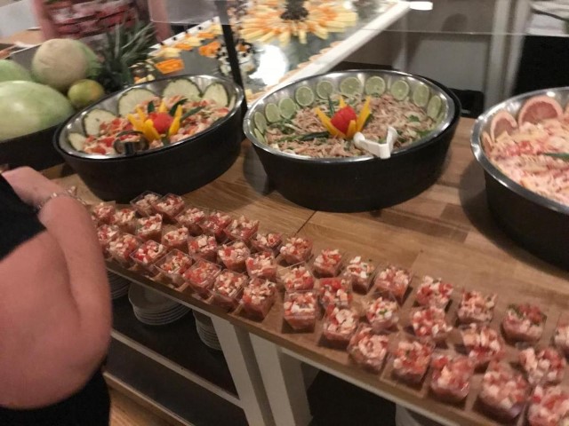 Roatán all inclusive buffet