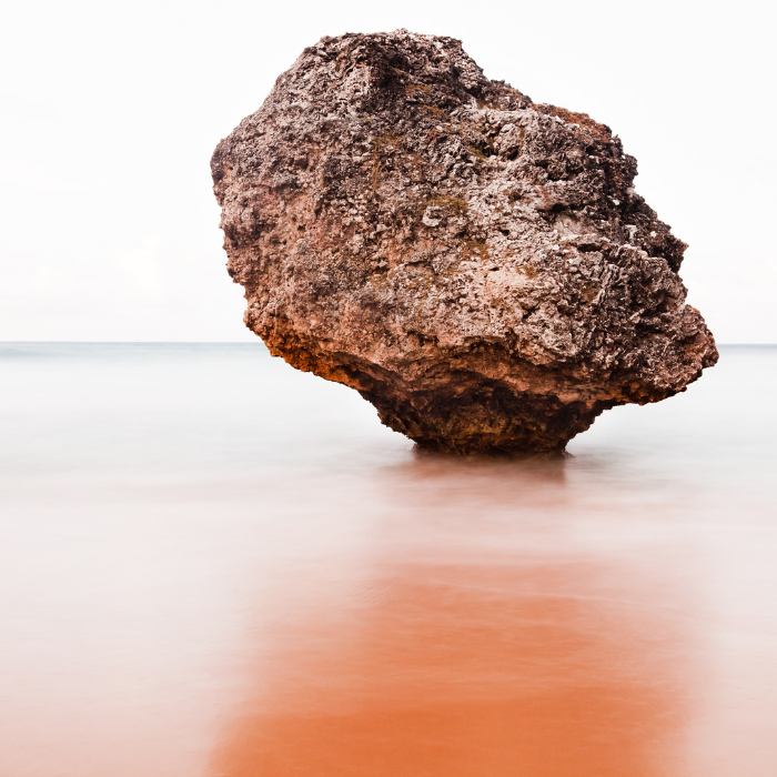 rugged-coast-of-Bermuda