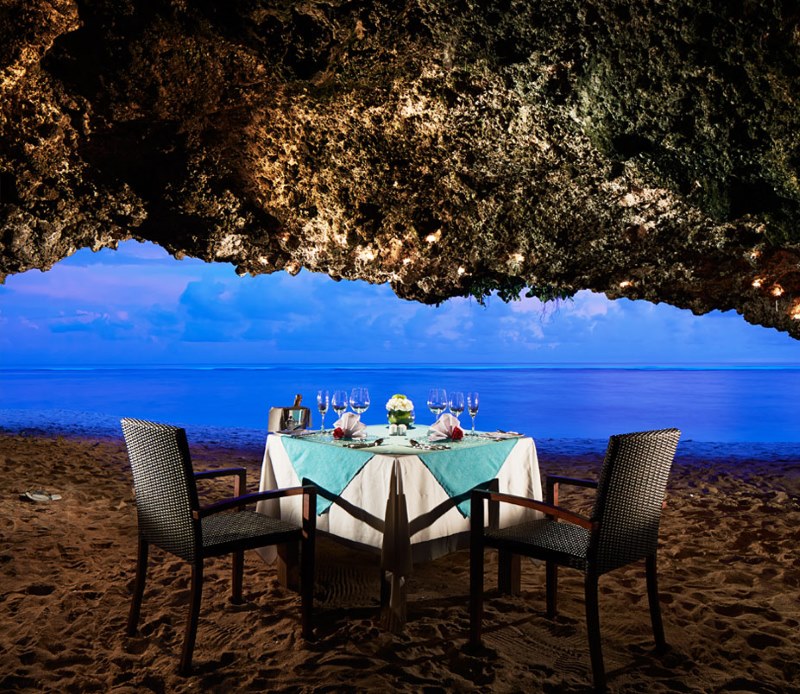 samabe-bali-all-inclusive-ault-only-suites-villas-dining