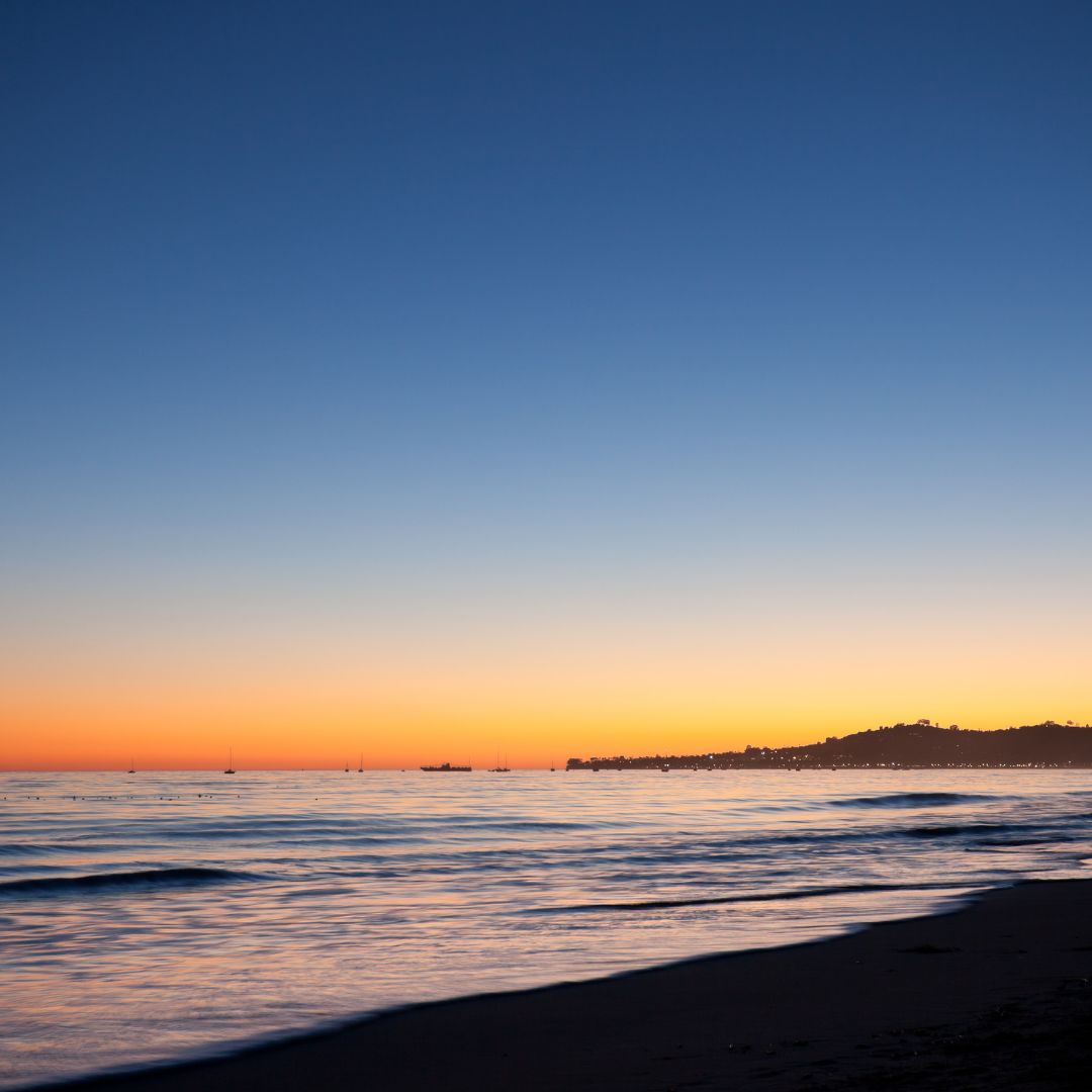 Experience luxurious beach vacations with all-inclusive California resorts. Stunning views, world-class amenities, and outdoor activities await. Book now!