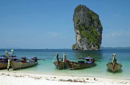 Poda island beach by kallerna