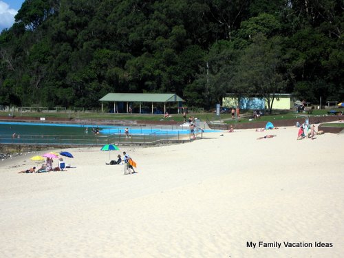 Forster Beach and Beach Pool